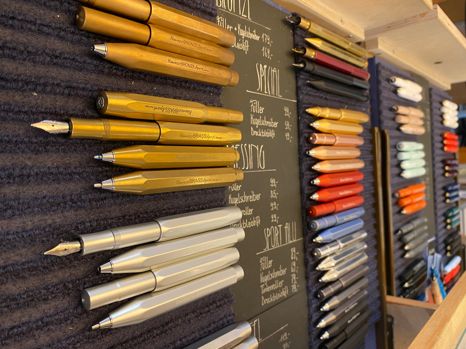 Der Zauber eines hochwertigen Schreibgerätes Punkt & Strich